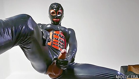 Amateur redhead with a nice round booty is fucking her cock on a stool