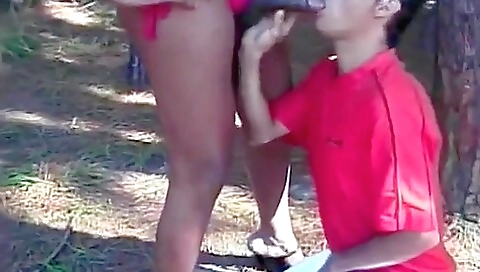 Ebony teen shemale plays with her man's deepthroat